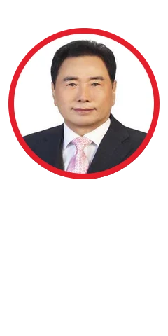 강흥식 사진